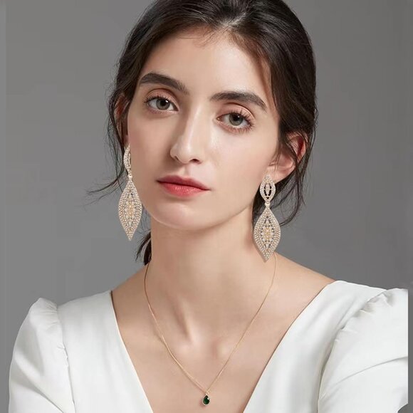 Women's Champagne Rhinestone Crystal Long Leaf Dangle Chandelier Earrings - Picture 2 of 7